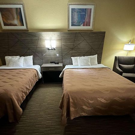 Quality Inn Near I-72 And Hwy 51 Forsyth Eksteriør bilde