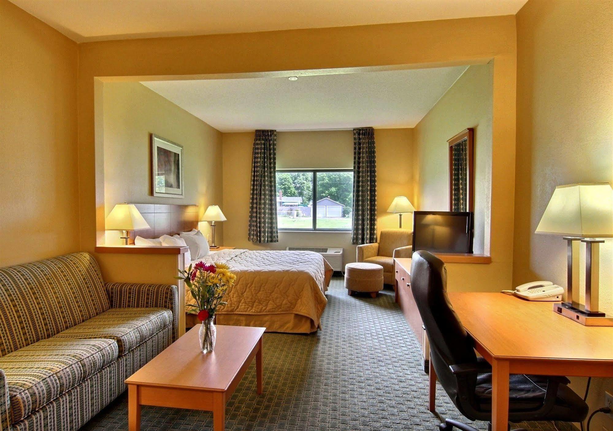Quality Inn Near I-72 And Hwy 51 Forsyth Eksteriør bilde